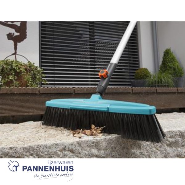 Gardena Combisystem straatbezem met schraper 45 cm - Afbeelding 2