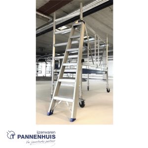 Ivana opstaptrap t.b.v. kamersteiger