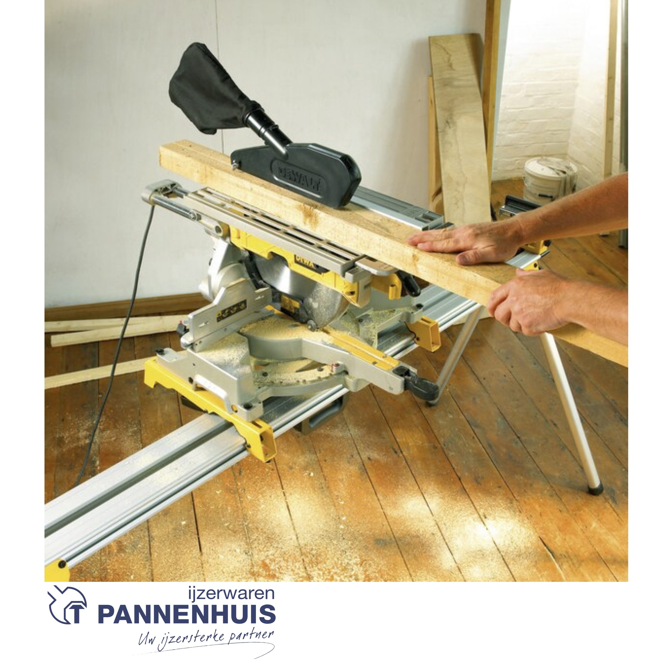 Dewalt D27112 Combinatiezaag 1600W 305mm - Afbeelding 2