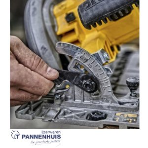 Dewalt DWE576 Cirkelzaag 65mm 1600W met zaagzool voor geleiderail DWS5022