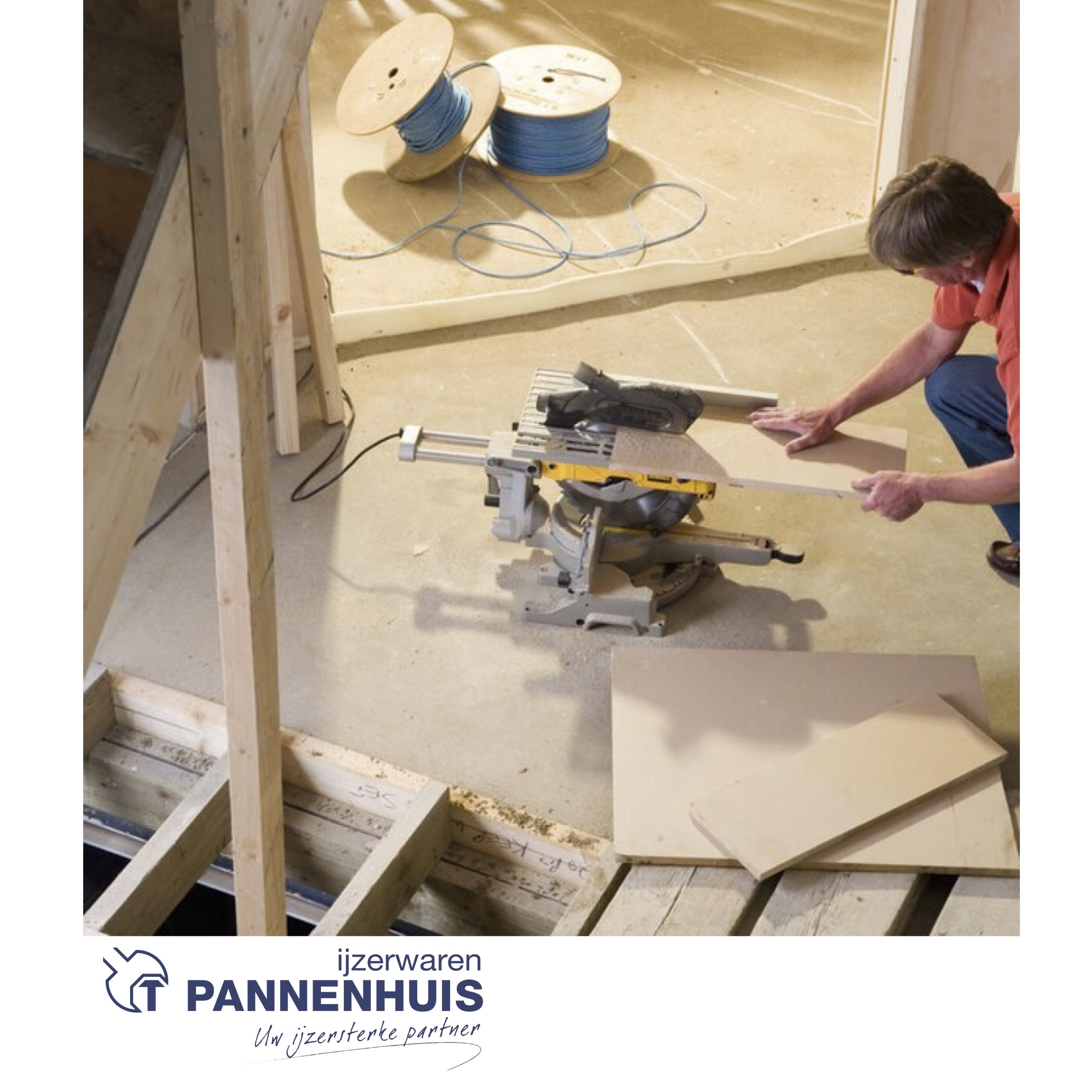 Dewalt D27111 Combinatiezaag 1500W 305mm - Afbeelding 4