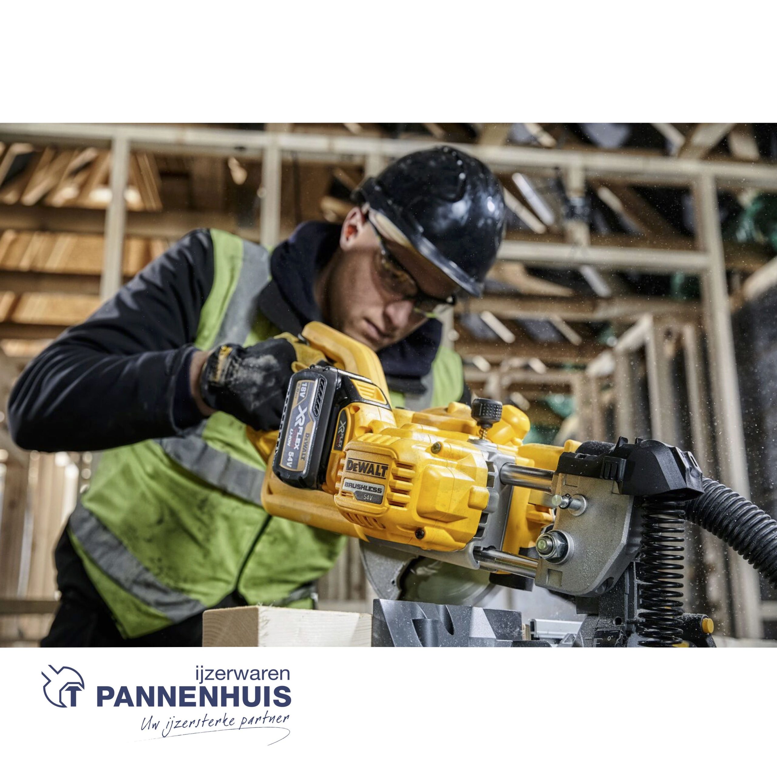 Dewalt DCS777N 54V XR FLEXVOLT Afkort-/verstekzaag 216mm - Body in karton - Afbeelding 3