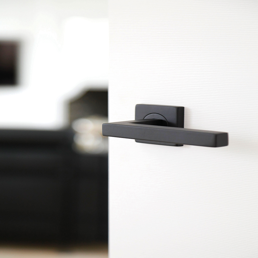 Deurkruk Pro KUBIC SHAPE 16MM ZWART R+NO KEY - Afbeelding 2
