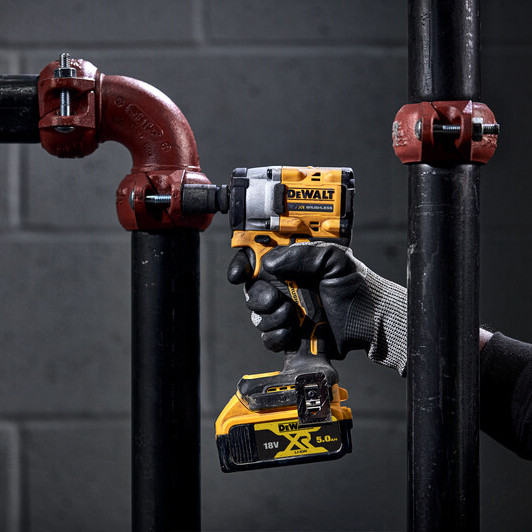 Dewalt DCF922NT 18V XR Brushless Compacte Slagsmoersleutel 1/2" (pin) in TSTAK - Body - Afbeelding 5